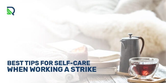 photo of cup of tea with kettle and books